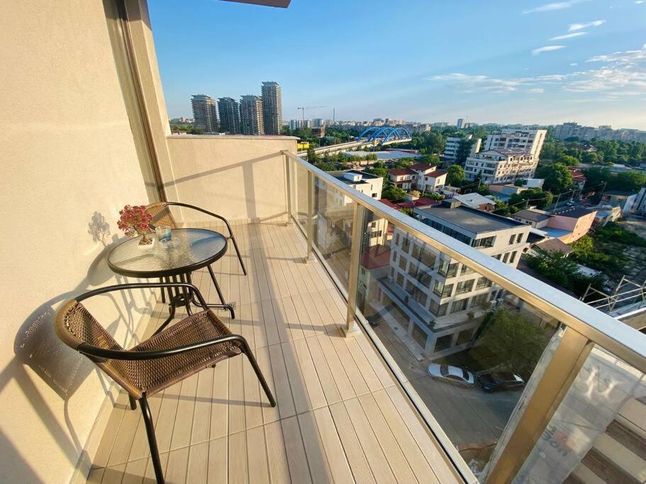 Soho Apartment - City View With Rooftop Garden Bucareste Exterior foto